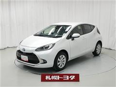トヨタ　アクア Z